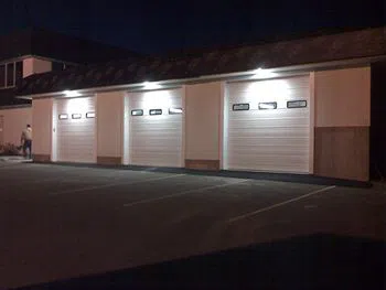Garage Door Solution Service Lake Oswego, OR 503-436-7279 - com-gdr-16m